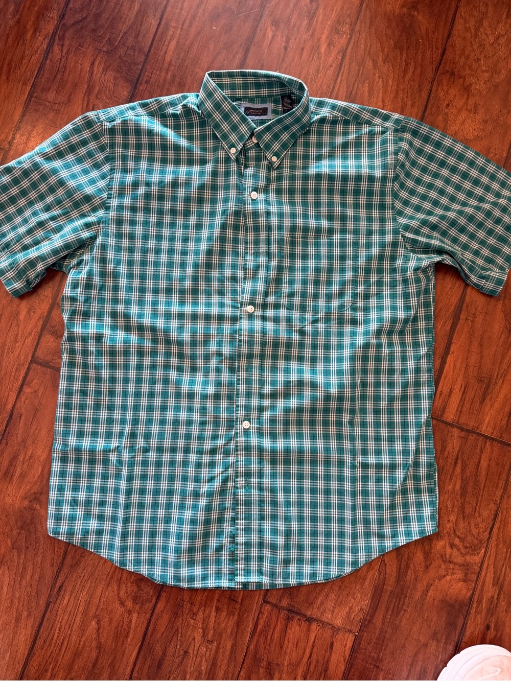 Arrow Green Plaid Short-Sleeve Button-Down Shirt